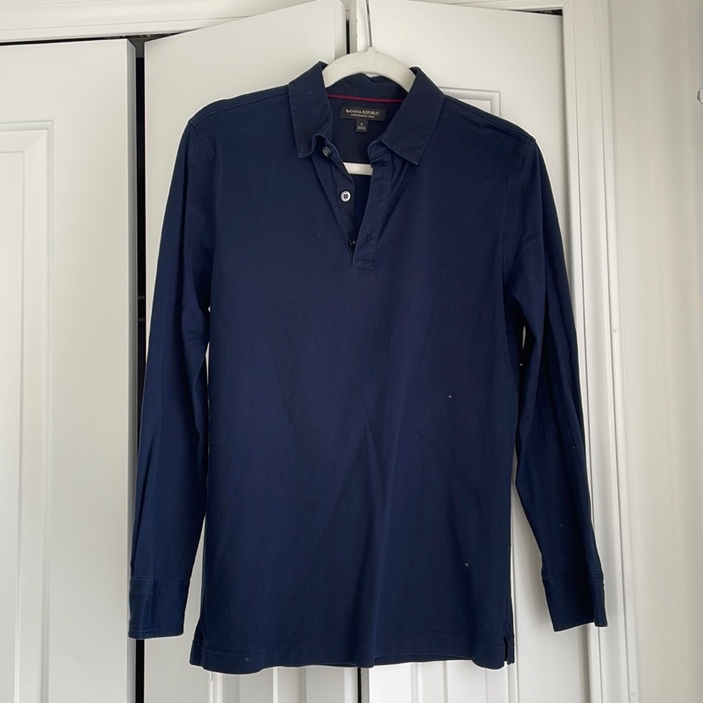 Blue polo long sleeve shirt. Banana republic Size small